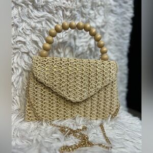 🤎🤎NWT-HAUTE HIPPIE STRAW WOVEN TOTE-CROSSBODY WITH GOLD FOIL BACKGROUND🤎🤎